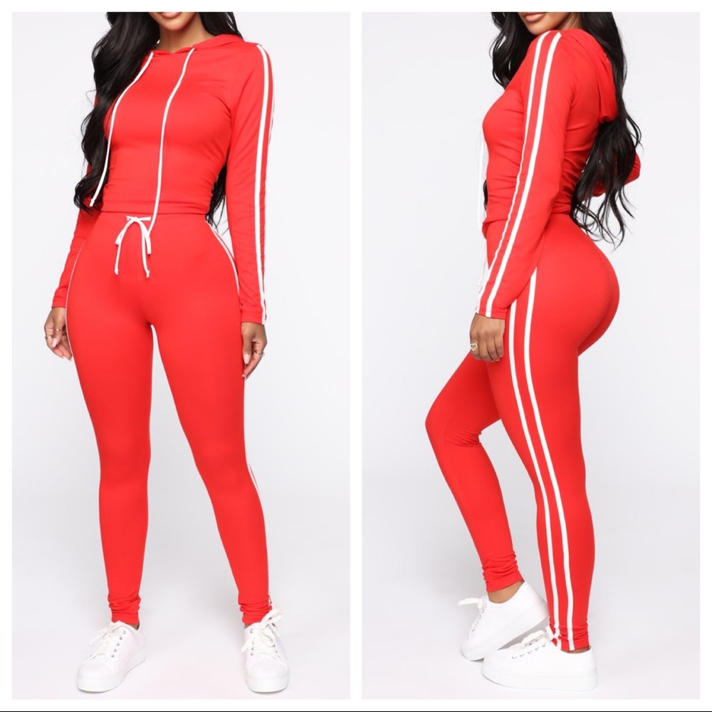 Fashion nova Red Tennis court set